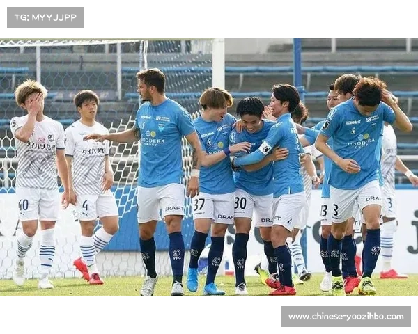 广岛三箭客场完胜横滨FC首回合2比0取胜占据晋级主动